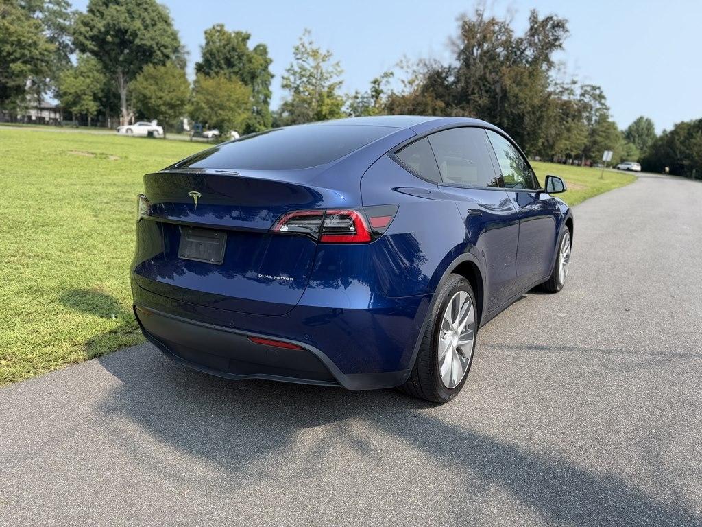 Tesla Model Y  2020