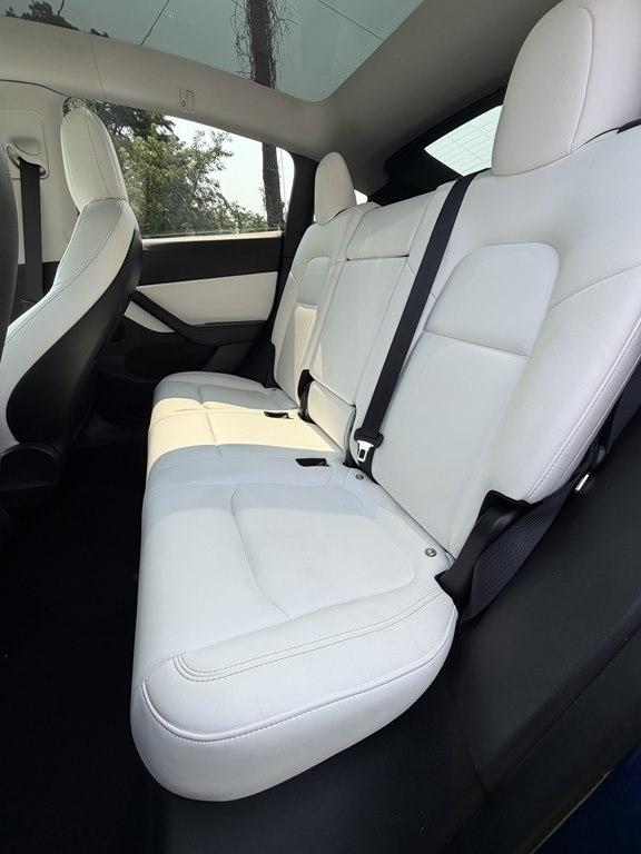 Tesla Model Y  2020