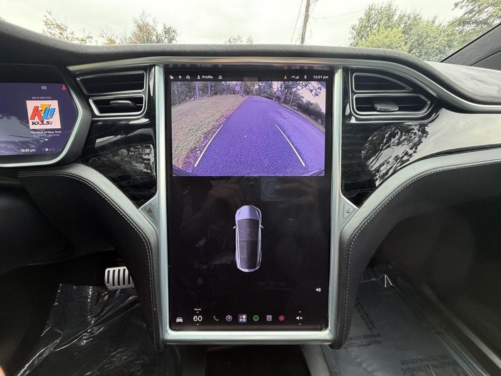 Tesla Model X  2016