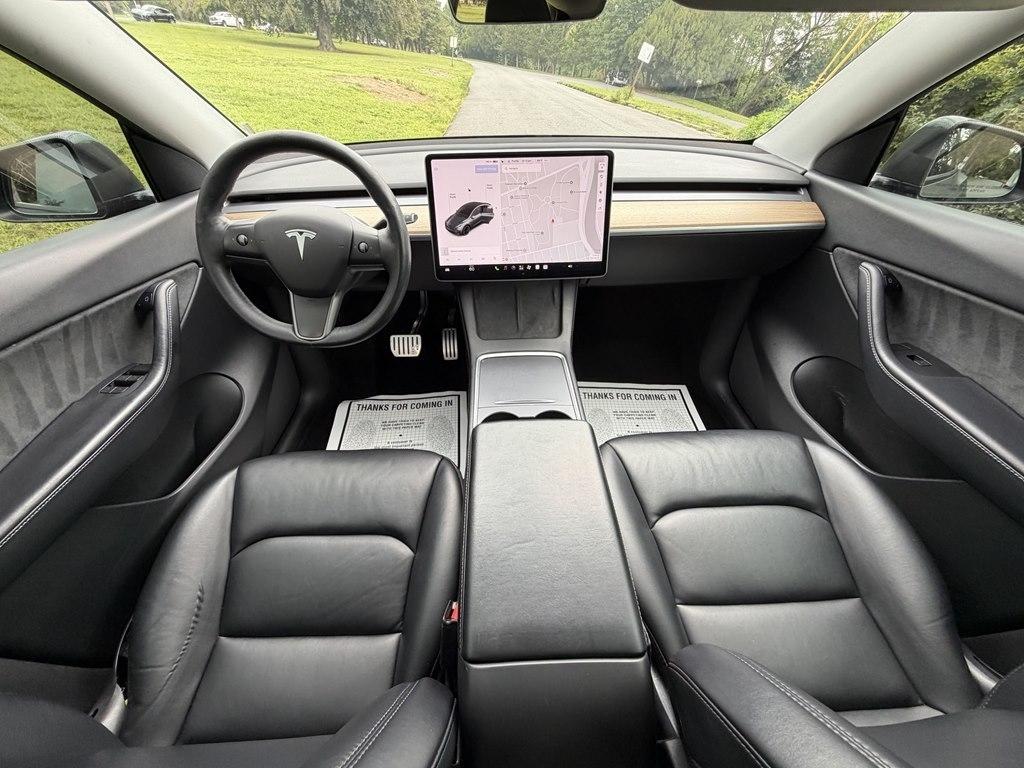 Tesla Model Y  2022