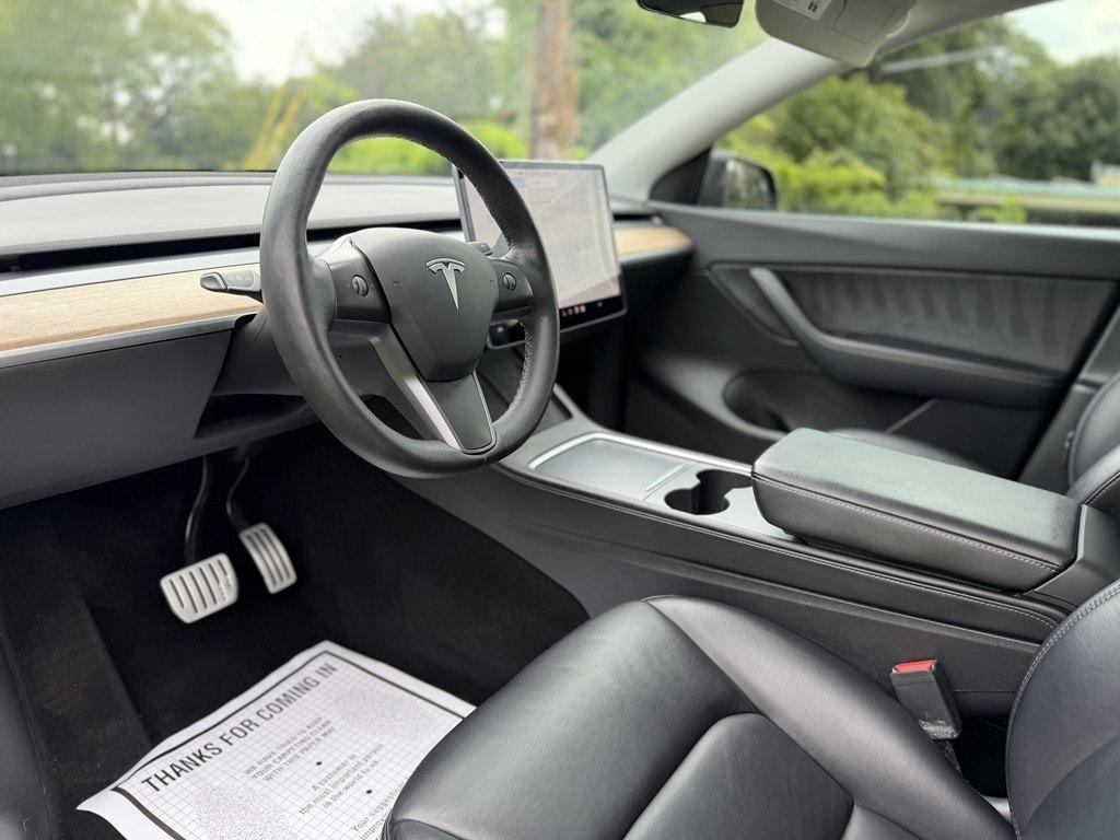 Tesla Model Y  2022