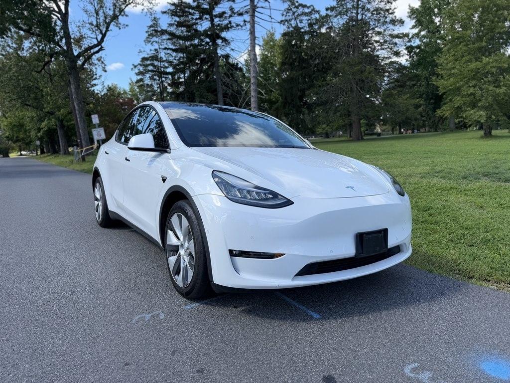 Tesla Model Y  2022