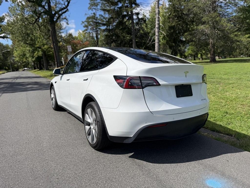 Tesla Model Y  2022