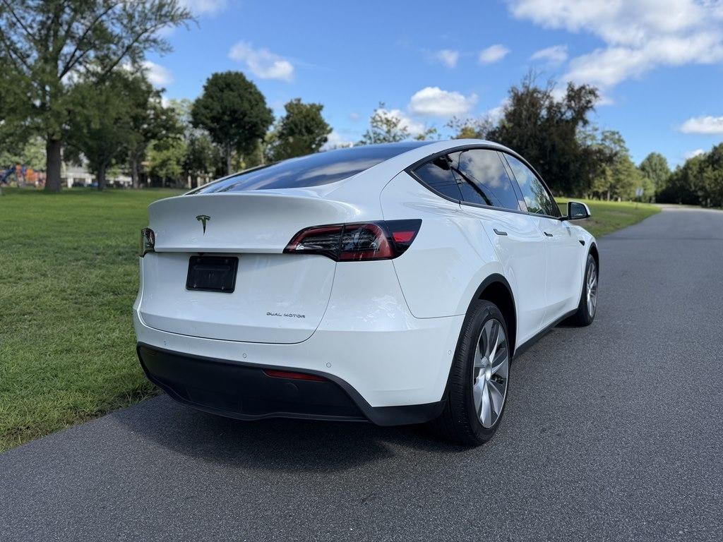 Tesla Model Y  2022