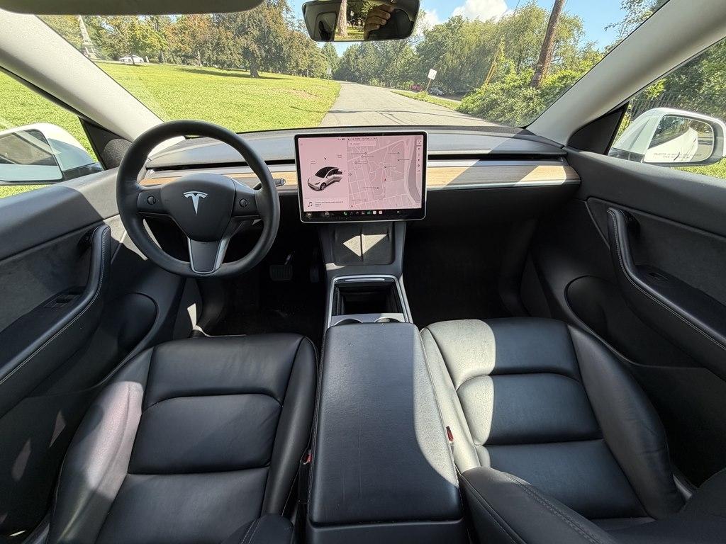 Tesla Model Y  2022