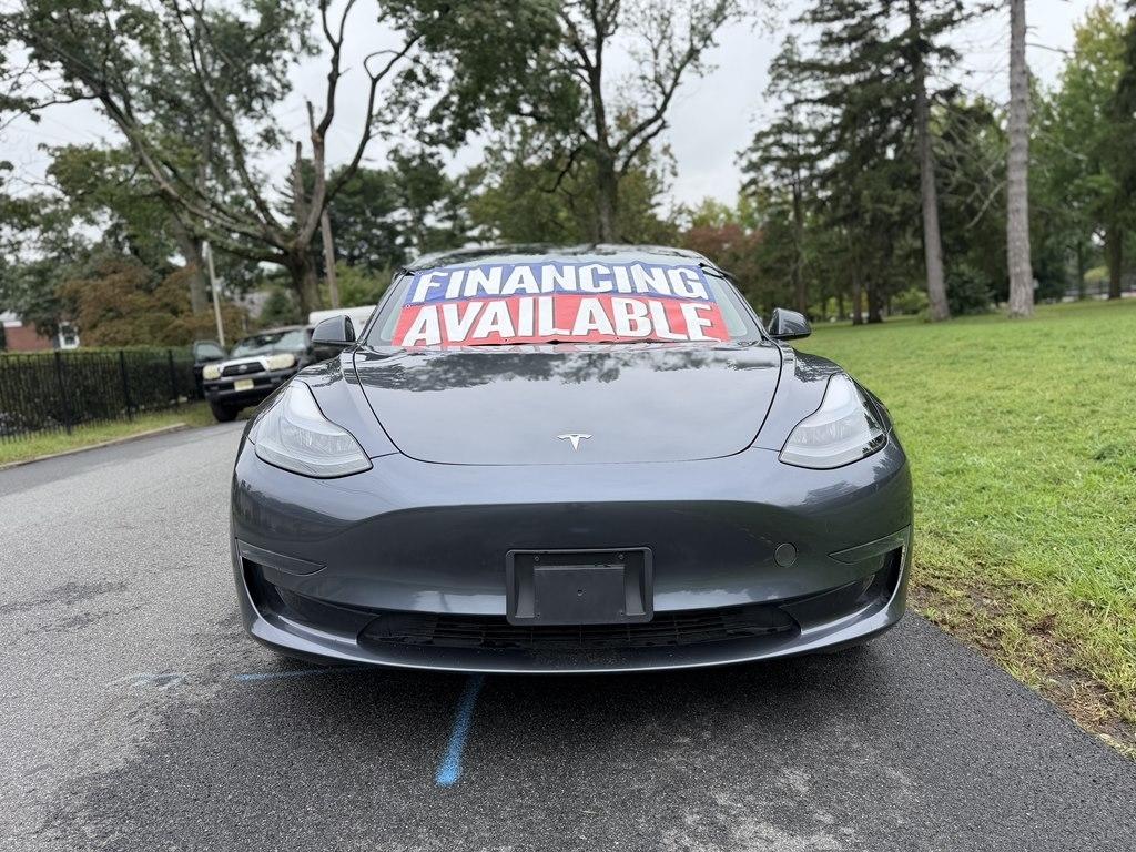 Tesla Model 3  2023