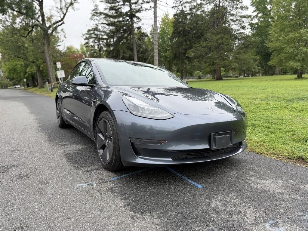 Tesla Model 3  2023