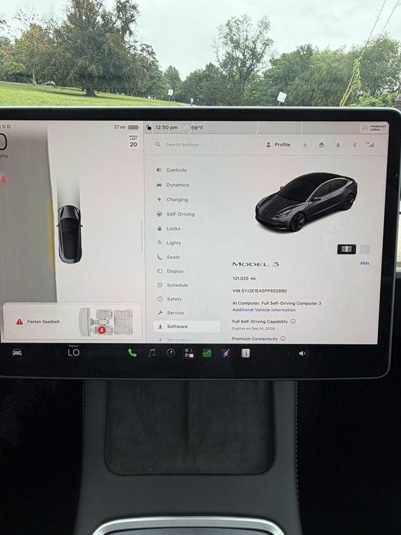 Tesla Model 3  2023