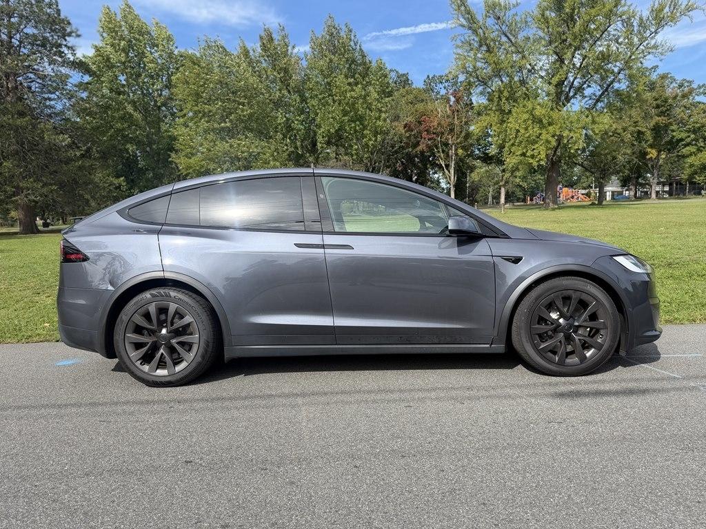 Tesla Model X  2023