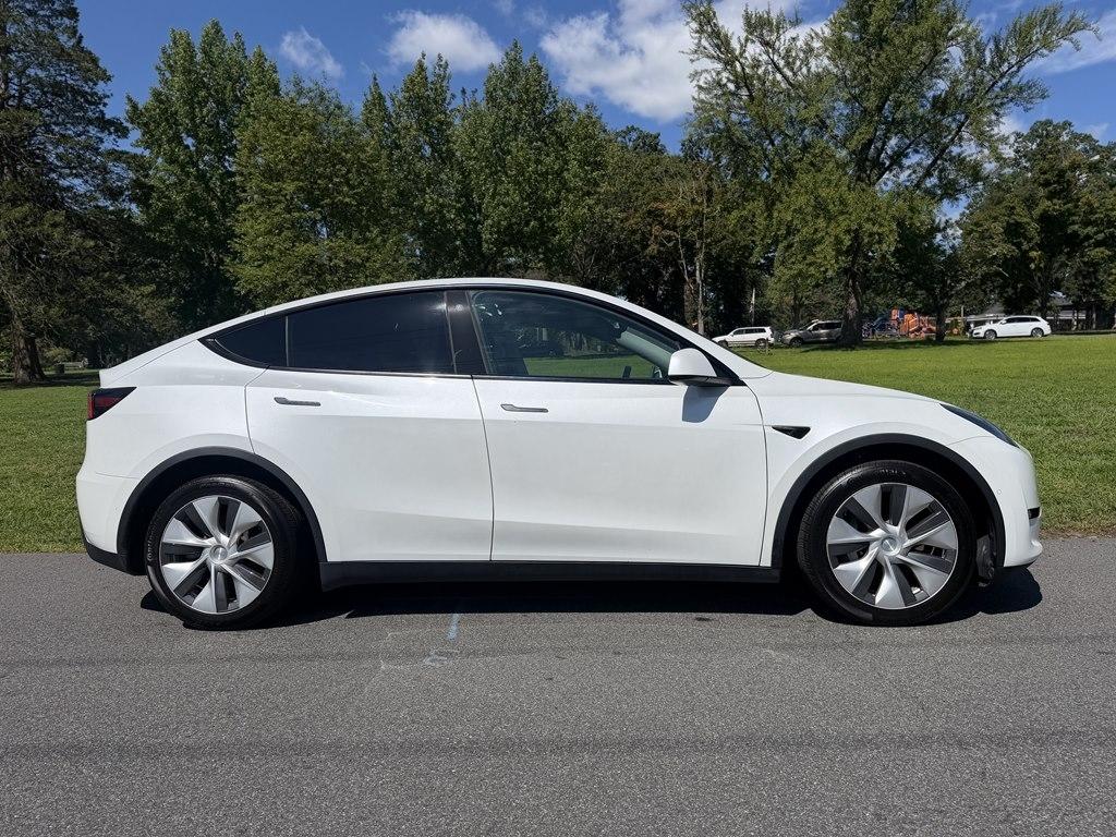 Tesla Model Y  2021