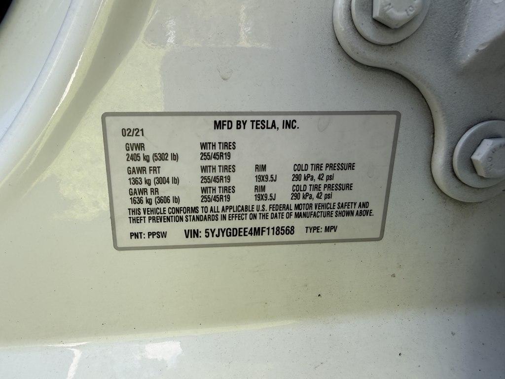 Tesla Model Y  2021