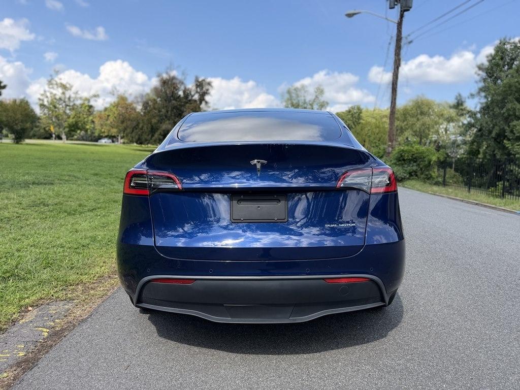 Tesla Model Y  2020