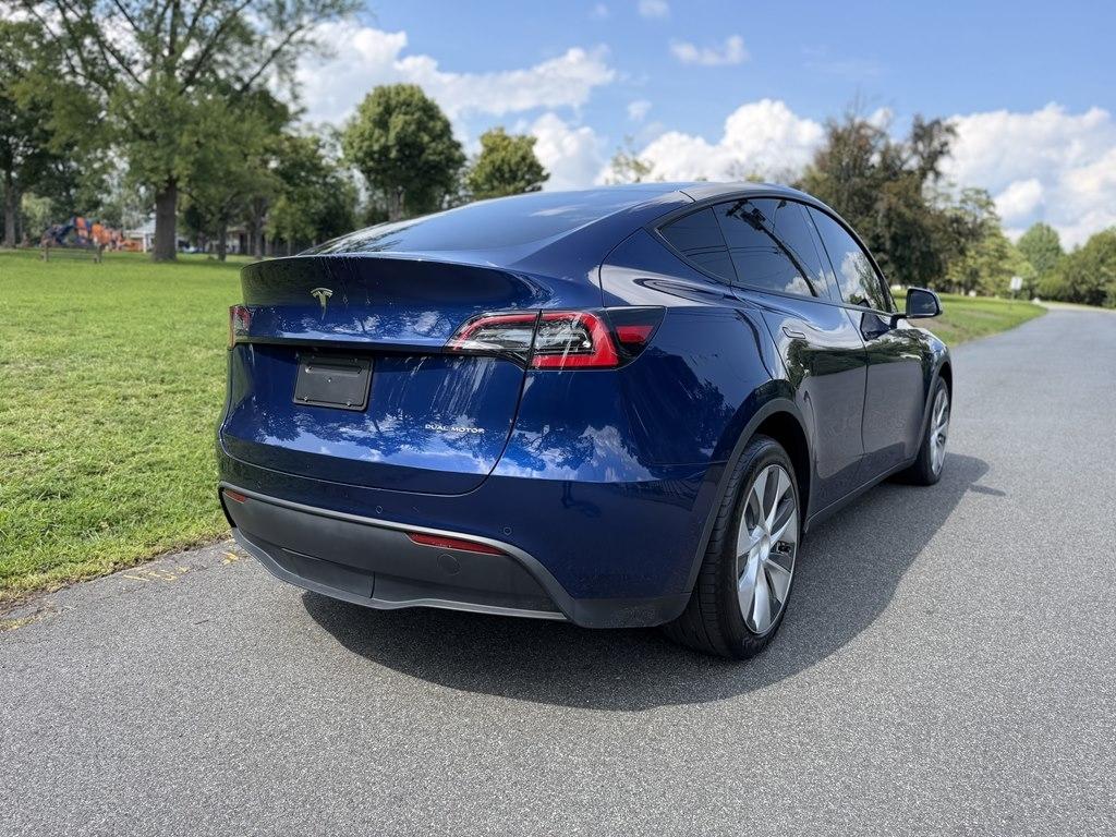 Tesla Model Y  2020