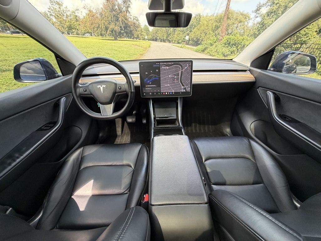 Tesla Model Y  2020