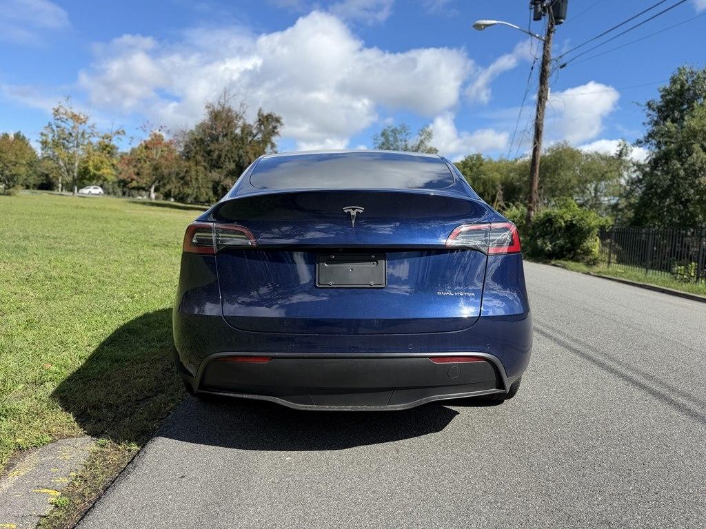 Tesla Model Y  2022