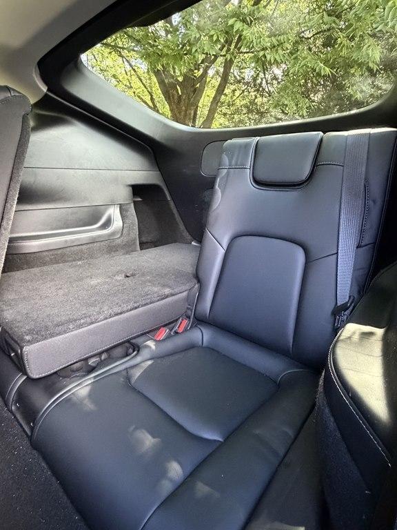 Tesla Model Y  2022