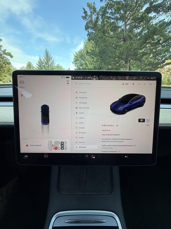 Tesla Model 3  2022