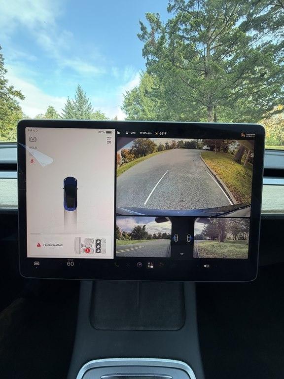 Tesla Model 3  2022