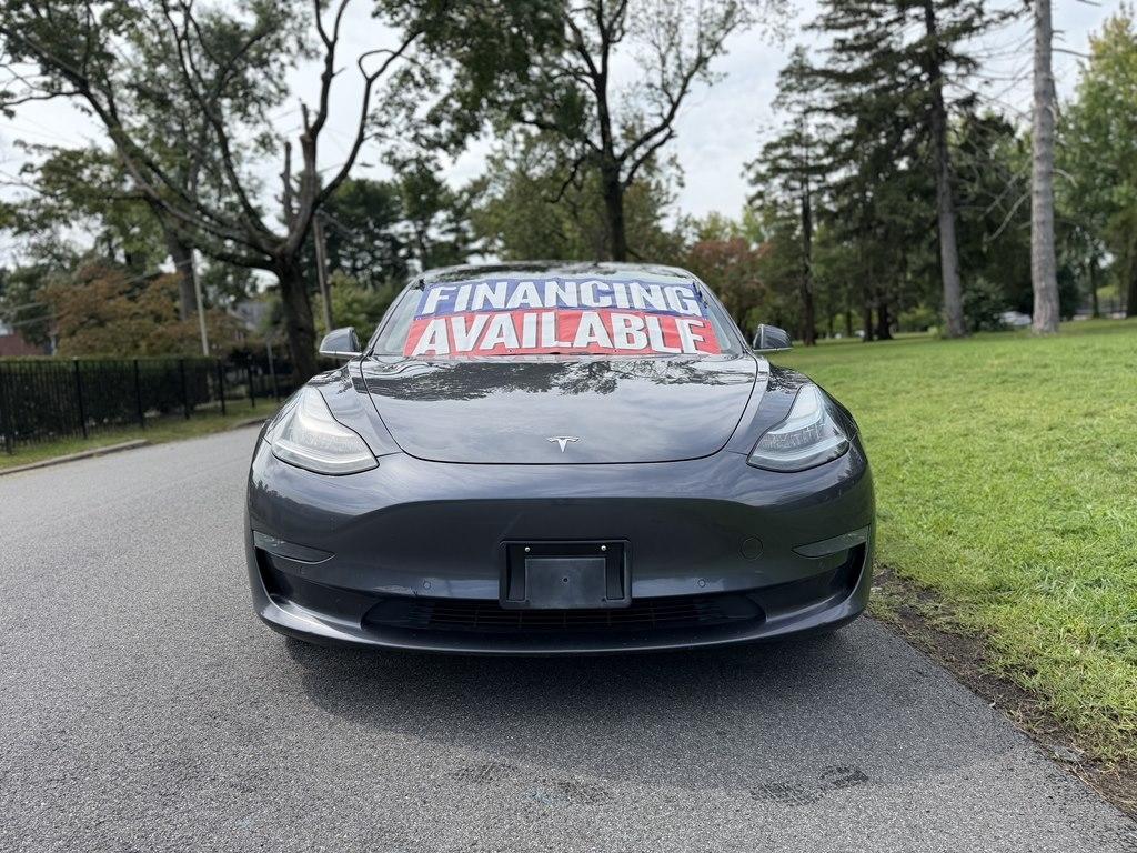 Tesla Model 3  2018