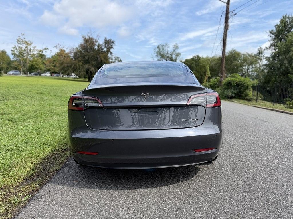 Tesla Model 3  2018