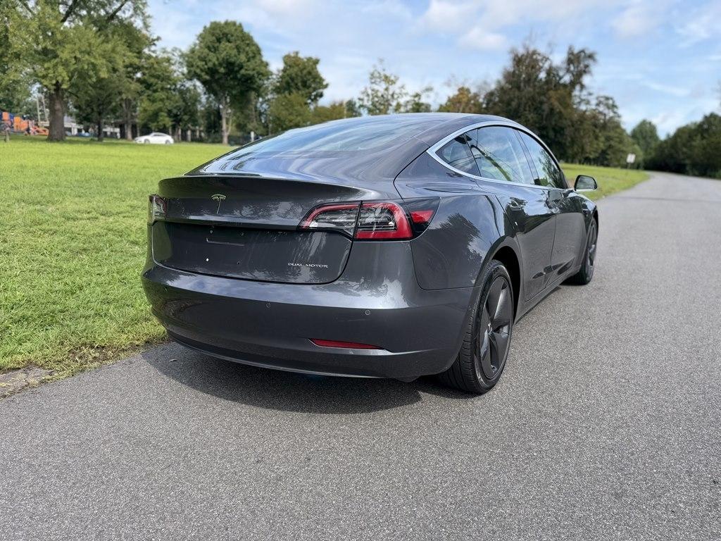 Tesla Model 3  2018