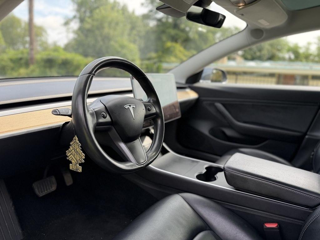 Tesla Model 3  2018