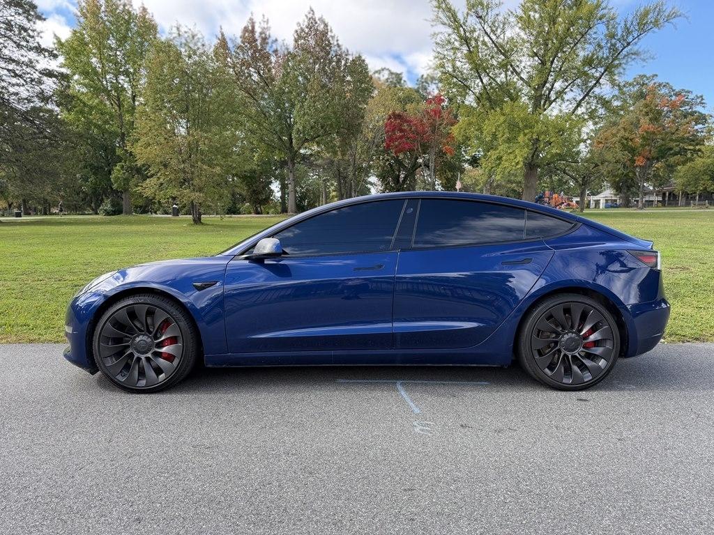 Tesla Model 3  2021