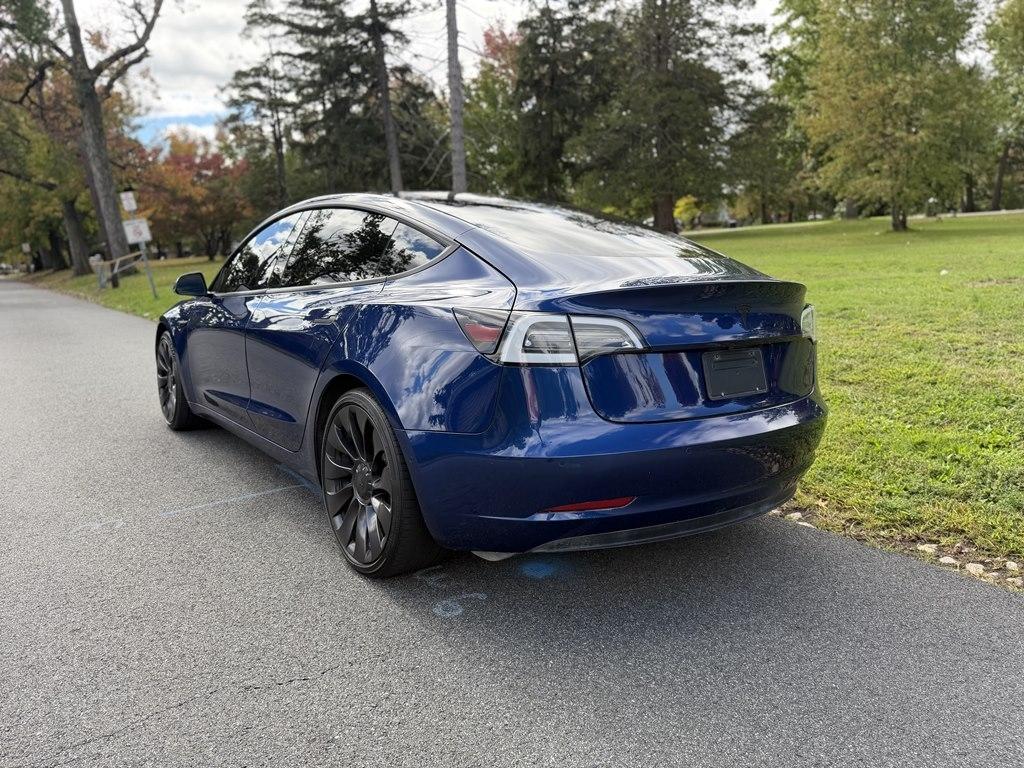 Tesla Model 3  2021