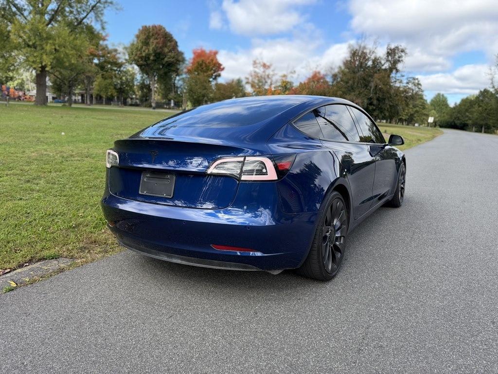 Tesla Model 3  2021