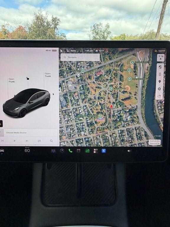 Tesla Model 3  2021