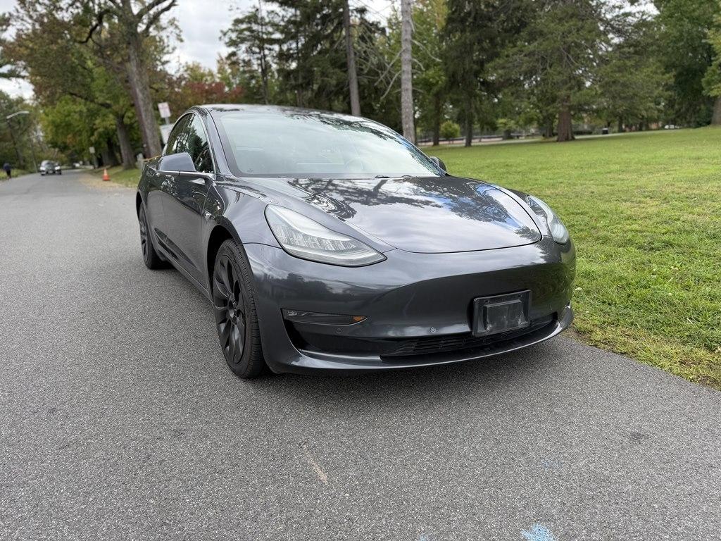 Tesla Model 3  2018