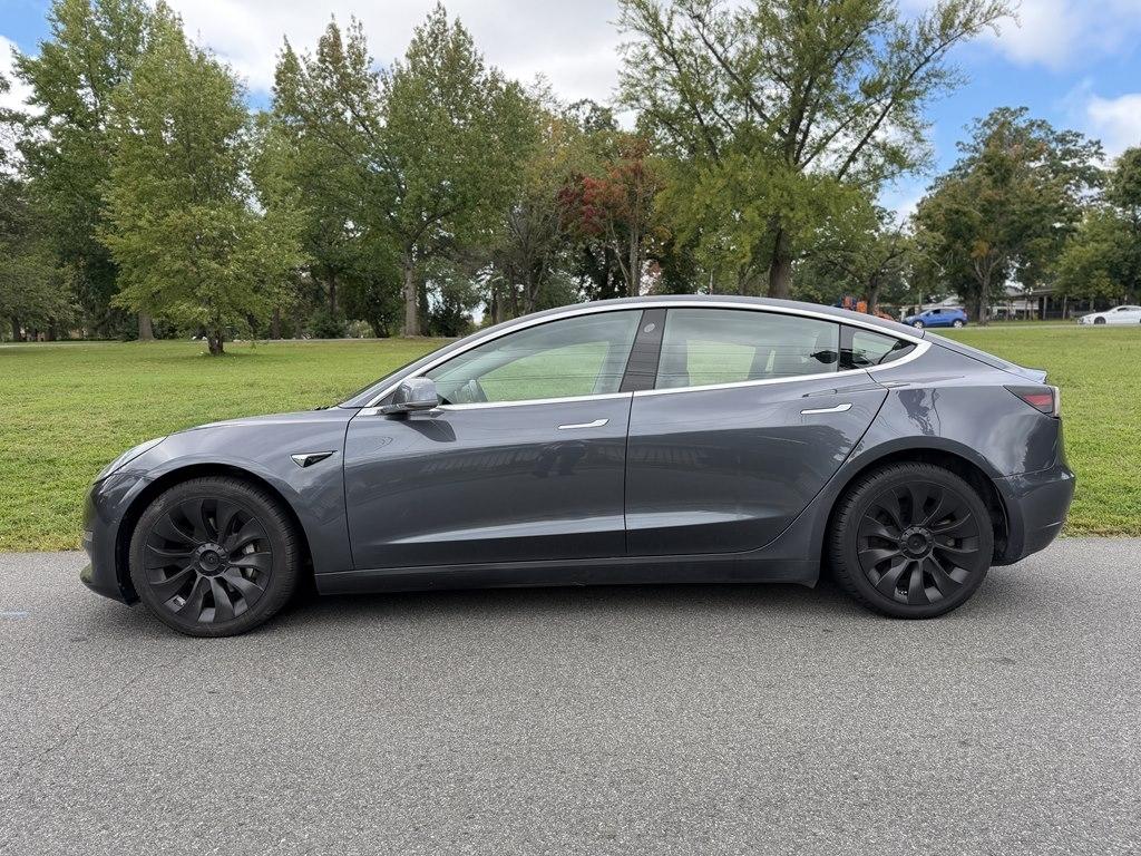 Tesla Model 3  2018