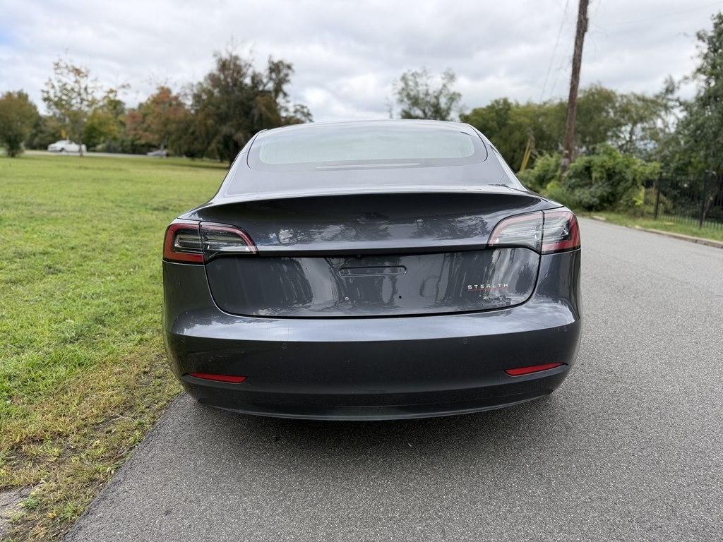 Tesla Model 3  2018
