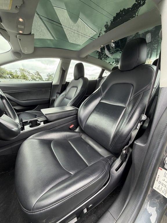 Tesla Model 3  2018