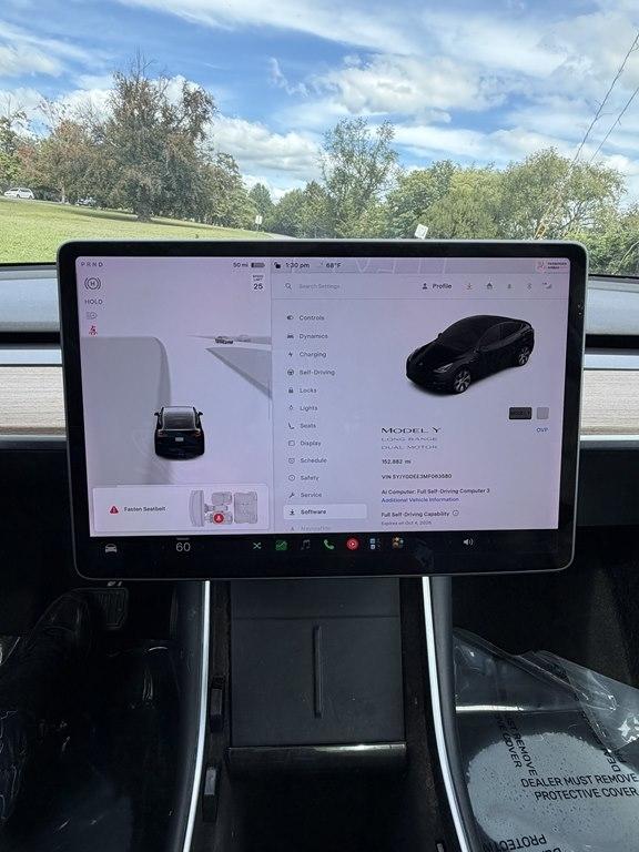 Tesla Model Y photo 11