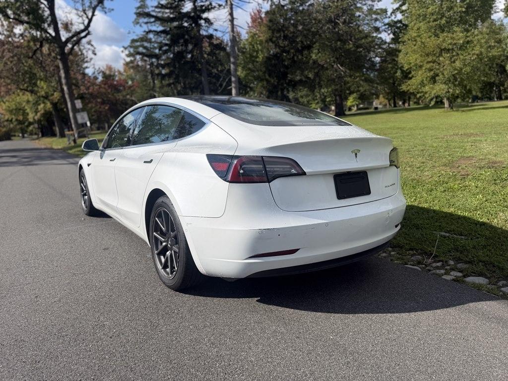 Tesla Model 3  2020