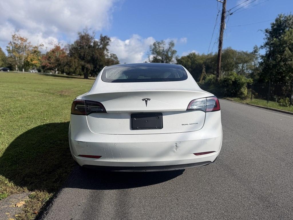 Tesla Model 3  2020