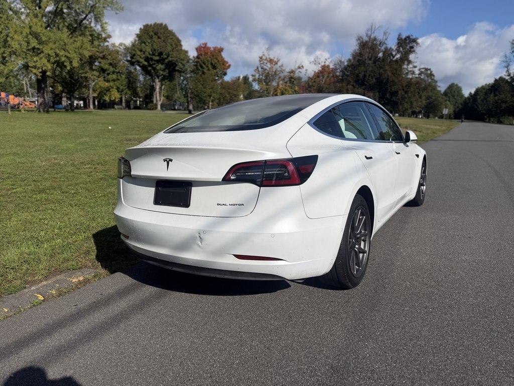 Tesla Model 3  2020