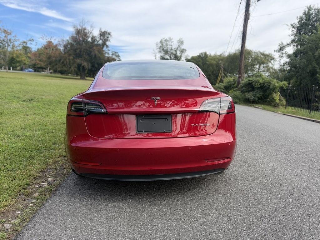 Tesla Model 3  2020