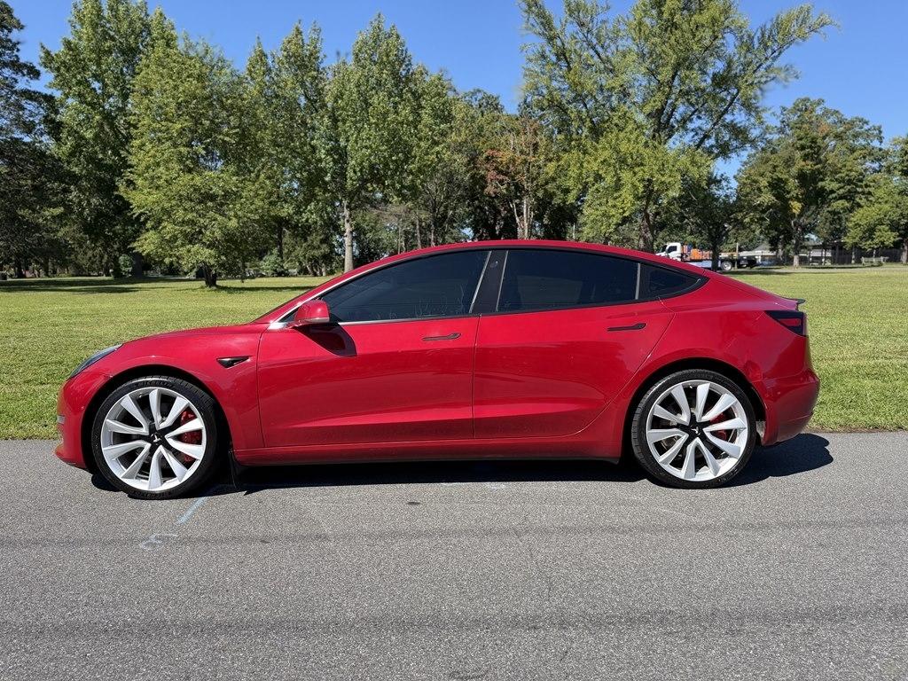 Tesla Model 3  2018