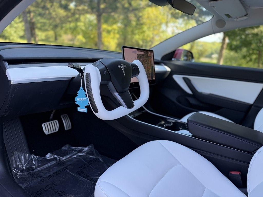 Tesla Model 3  2018