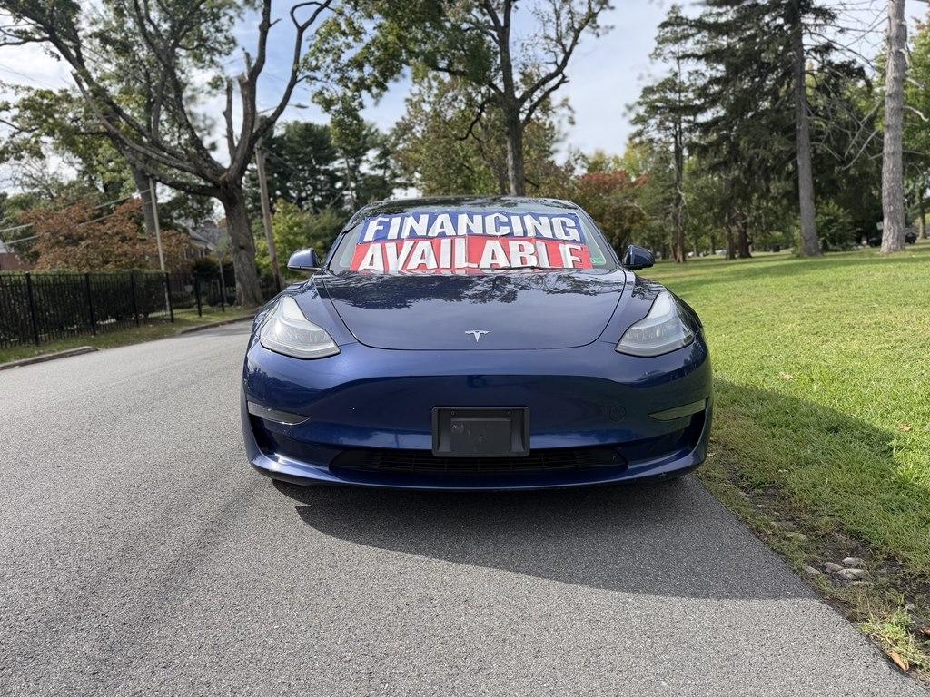 Tesla Model 3  2023