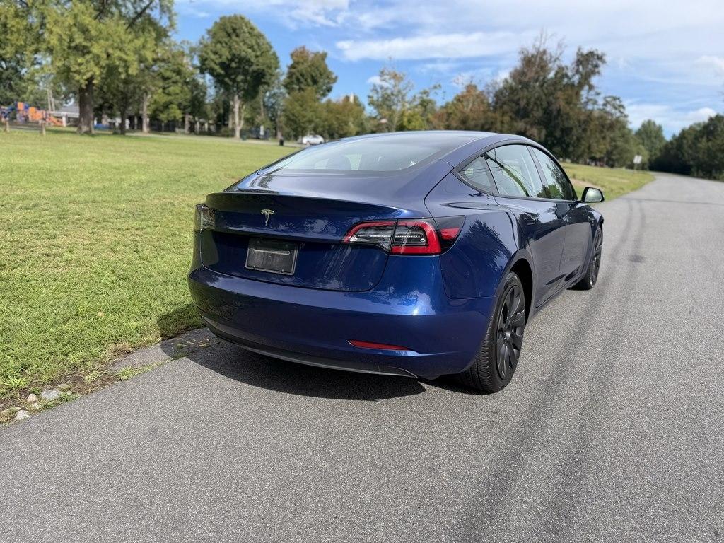 Tesla Model 3  2023