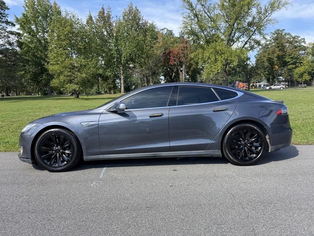 Tesla Model S  2016
