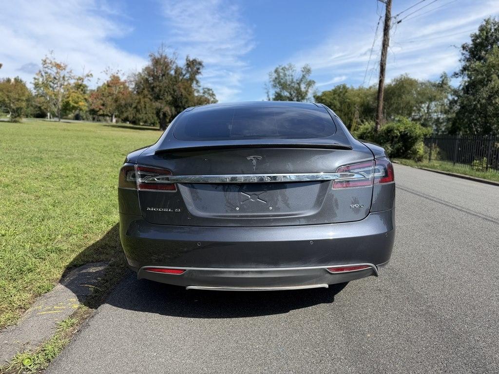 Tesla Model S  2016