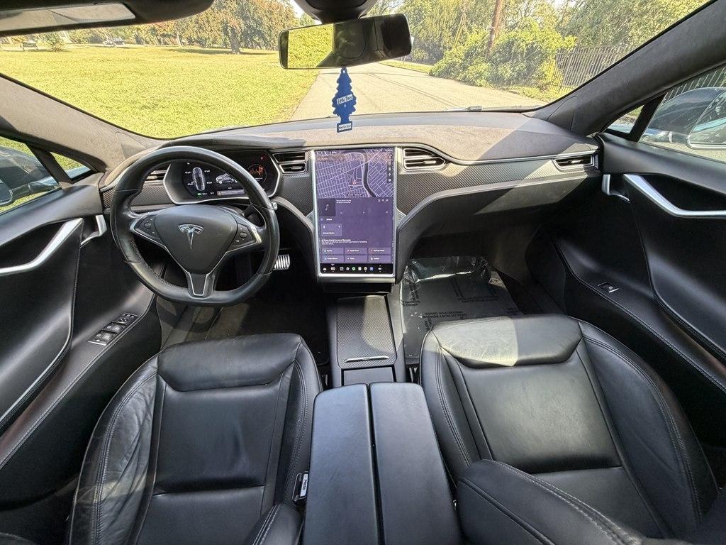 Tesla Model S  2016