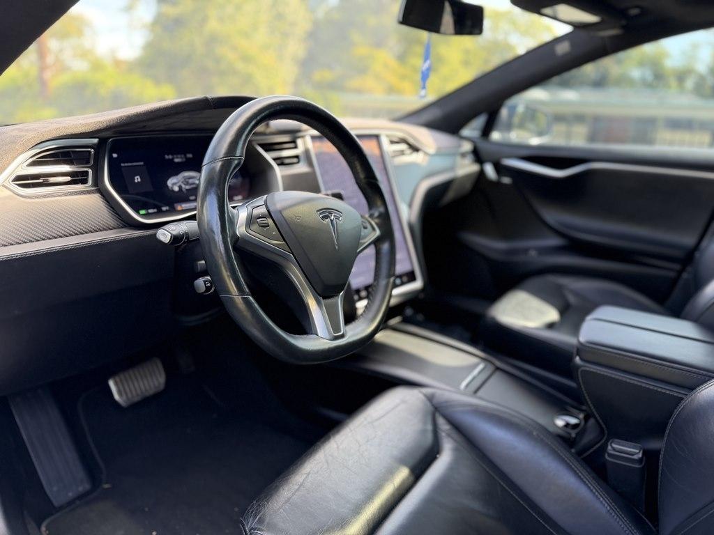 Tesla Model S  2016