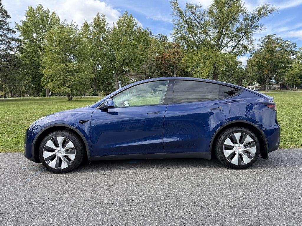 Tesla Model Y photo 4