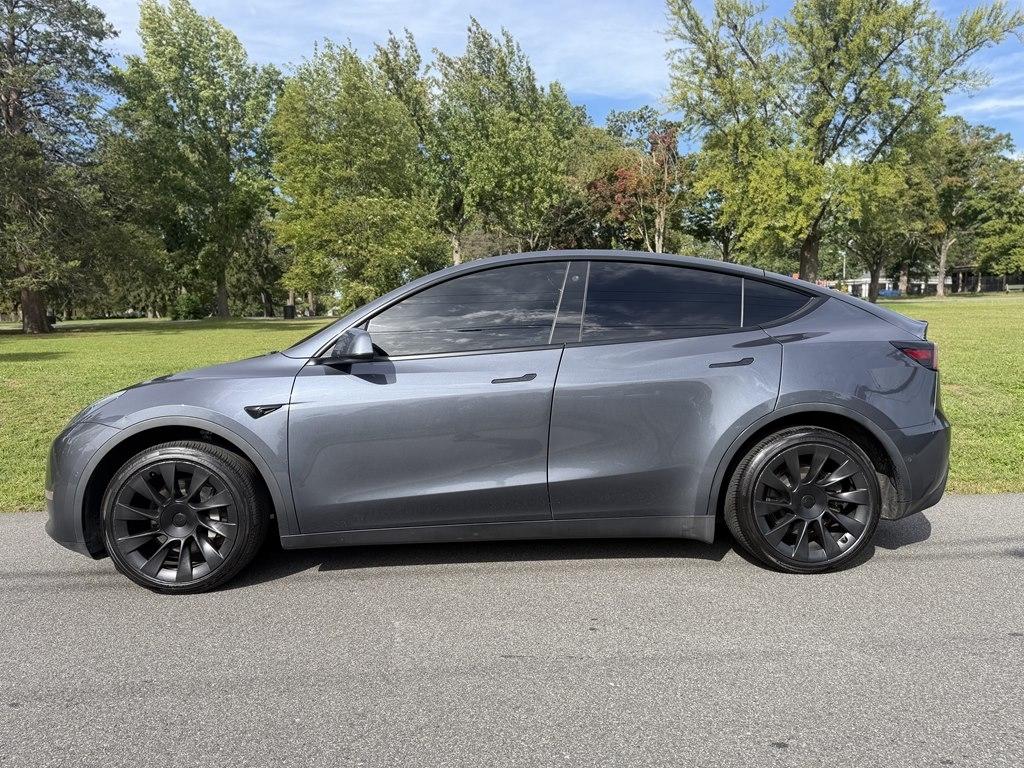 Tesla Model Y  2022