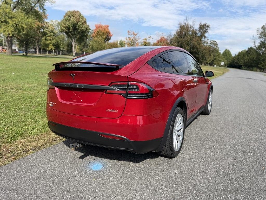 Tesla Model X  2018